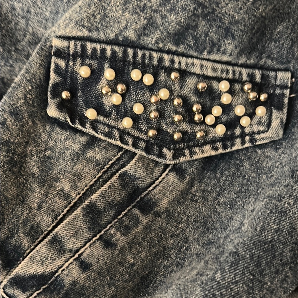 PLUS SIZE LONG JEAN JACKET WITH EMBELLISHMENTS - Picture 4 of 10